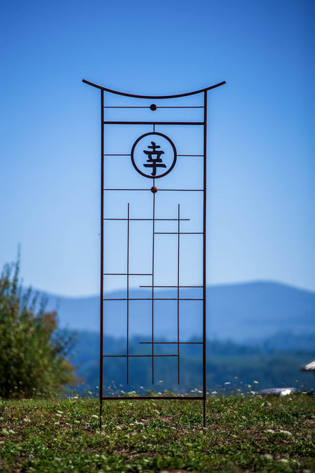 Good Fortune Trellis