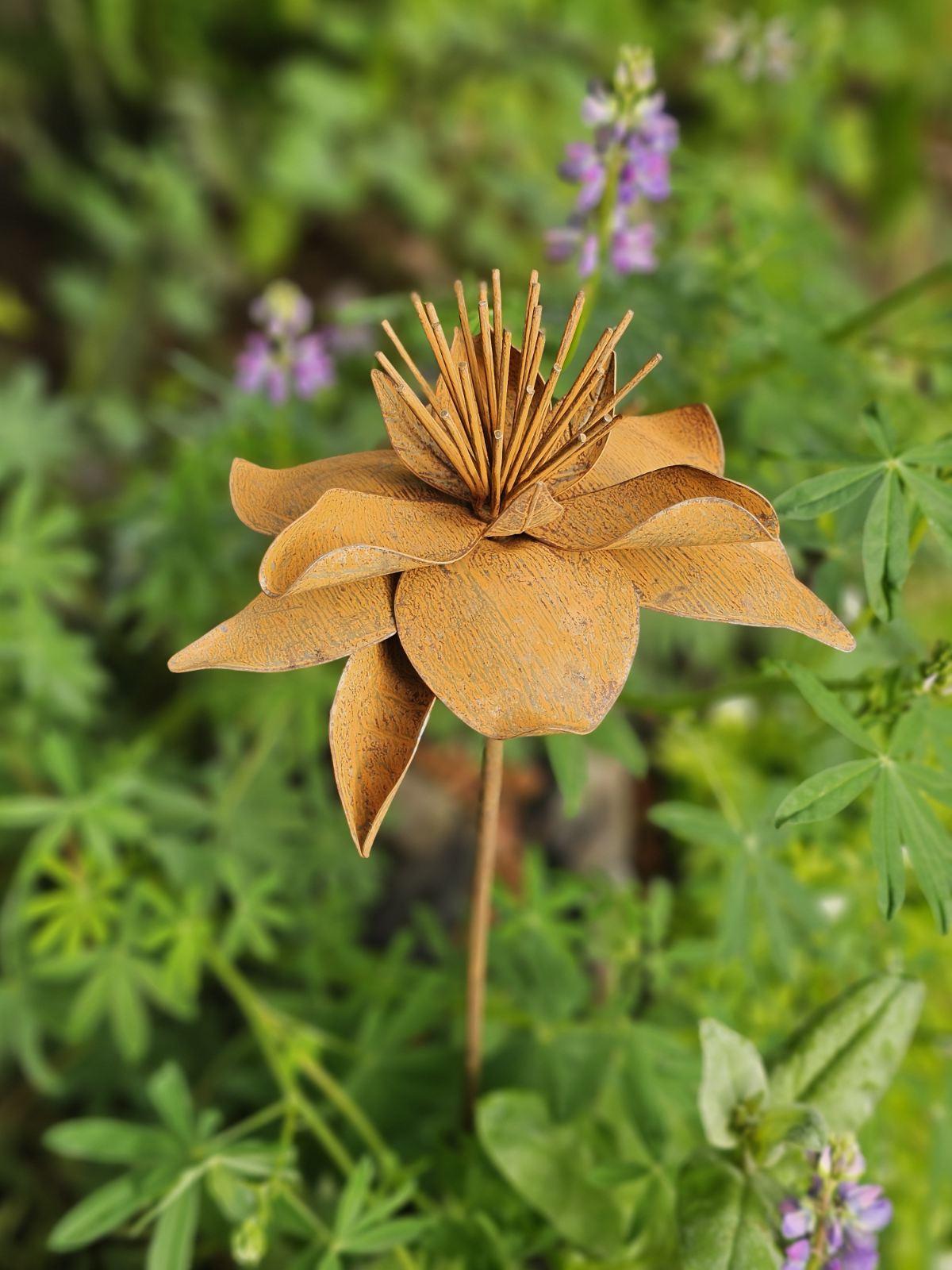 Mirabella Flower Stake