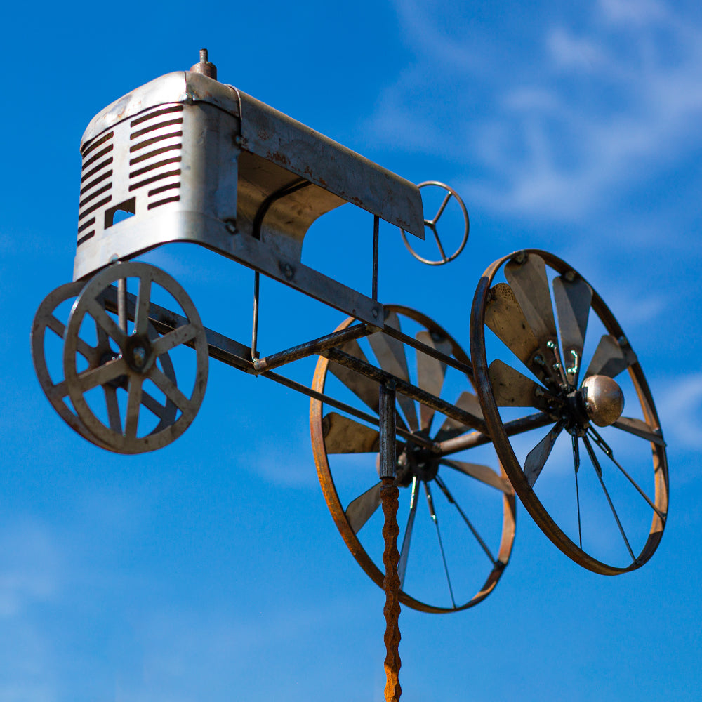 Tractor Spinner Stake
