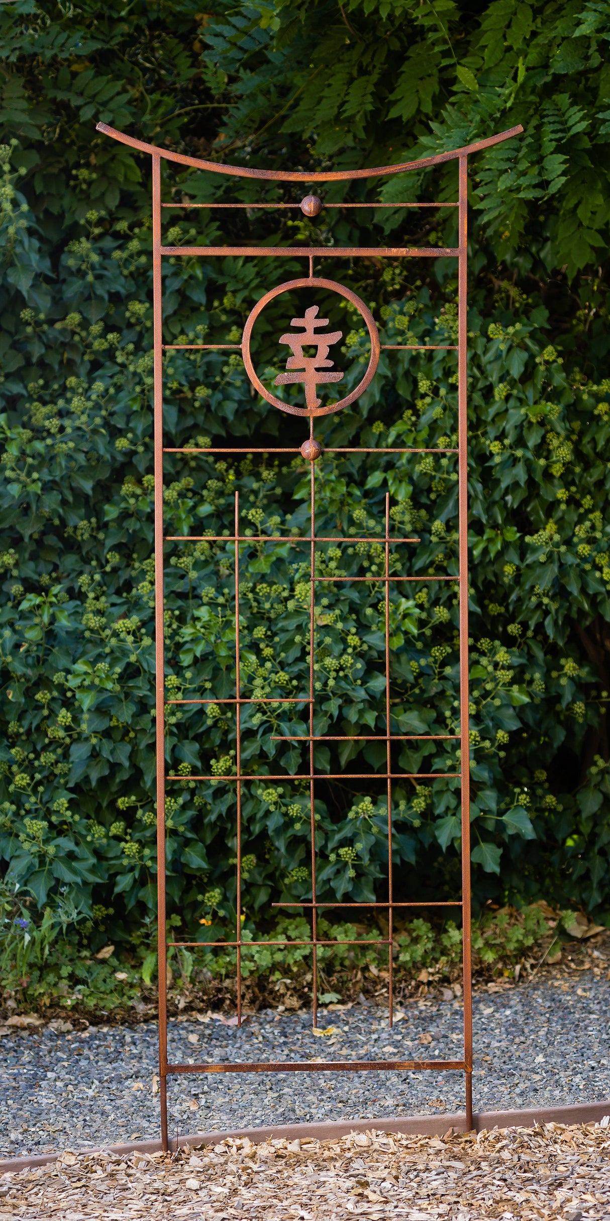 Good Fortune Trellis