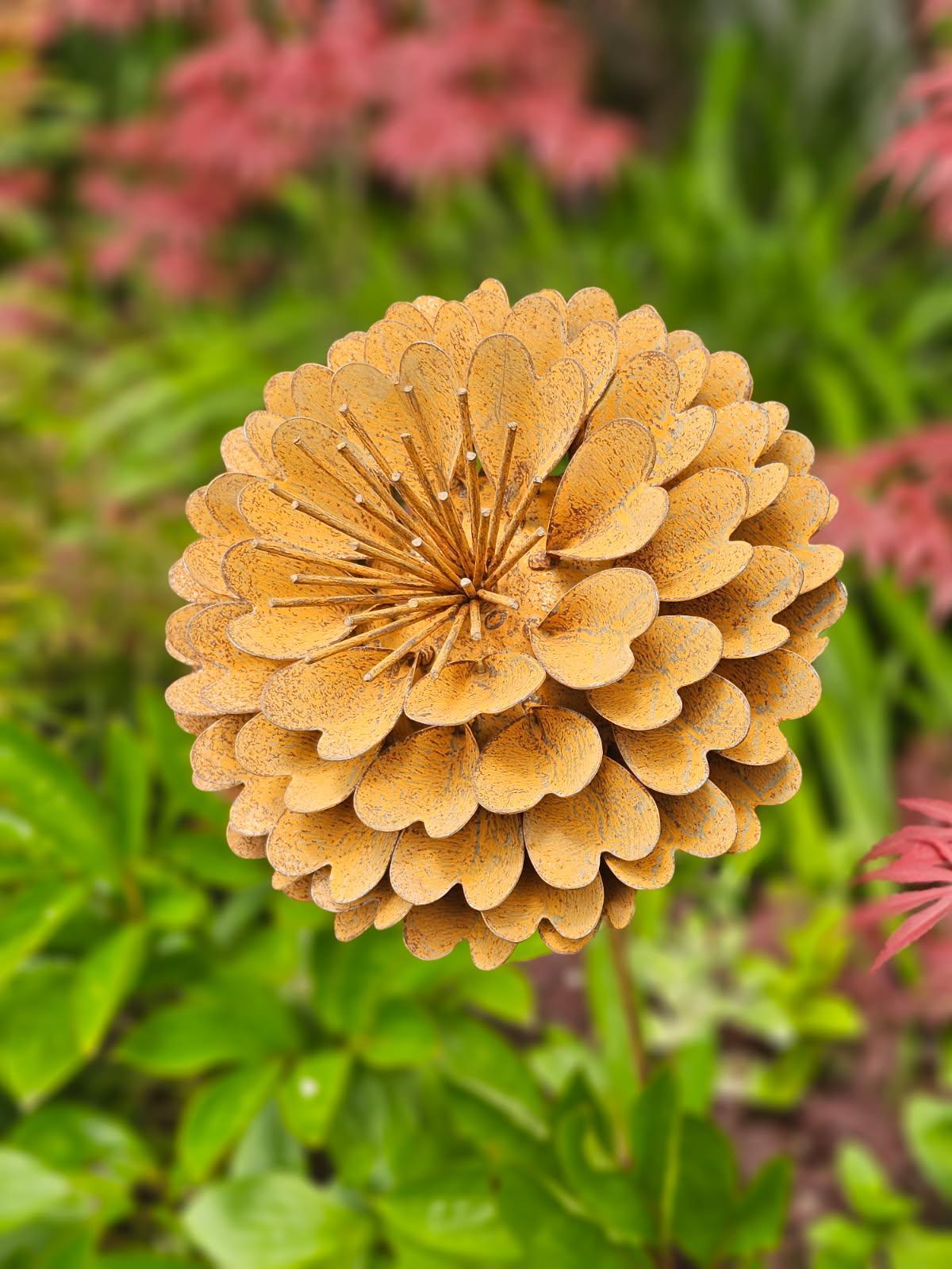 Calista Flower Stake