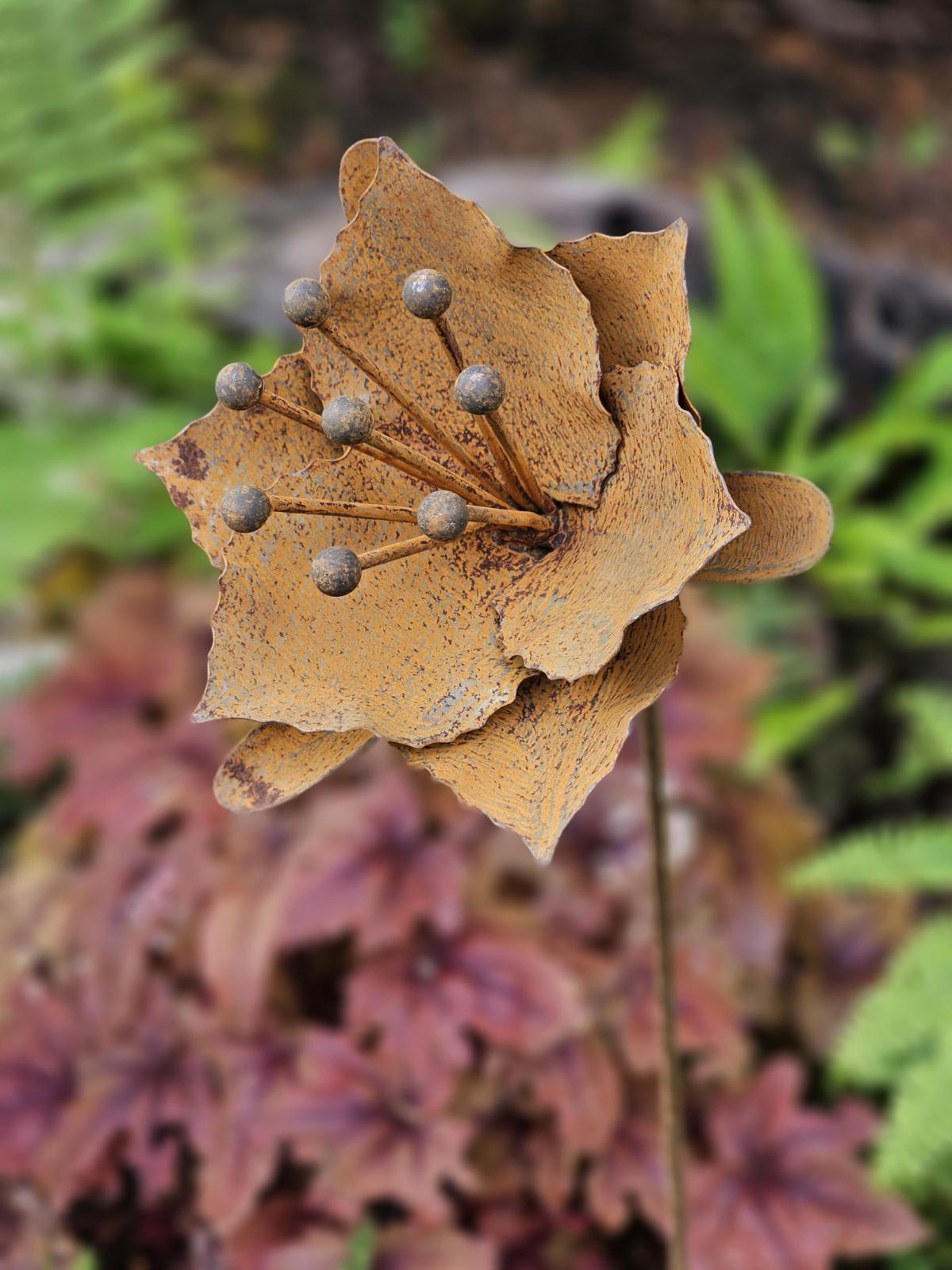 Zephyra Flower Stake