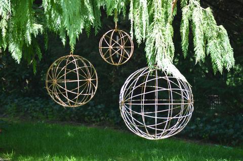 Wire Orbs